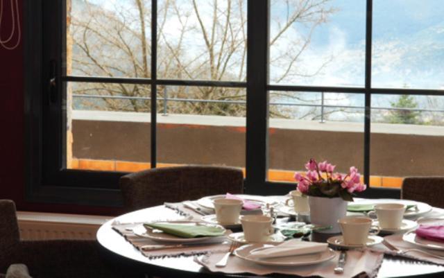 קסטנאה Astra Hotel מראה חיצוני תמונה